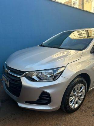 CHEVROLET ONIX 1.0 TURBO FLEX AUTOMÁTICO CHEVROLET ONIX 1.0 TURBO FLEX AUTOMÁTICO